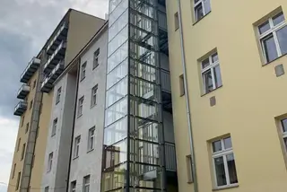 Nový osobní výtah v Argentinské ulici - Praha